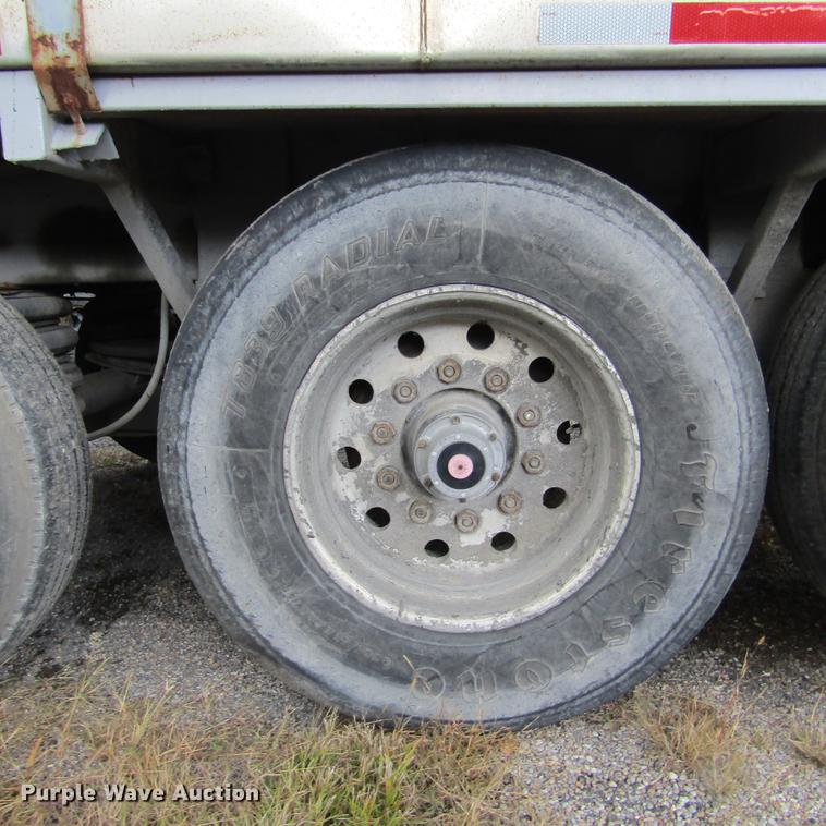 image for item DD2668 1993 Hudson Flowboy CB4000 live bottom asphalt trailer