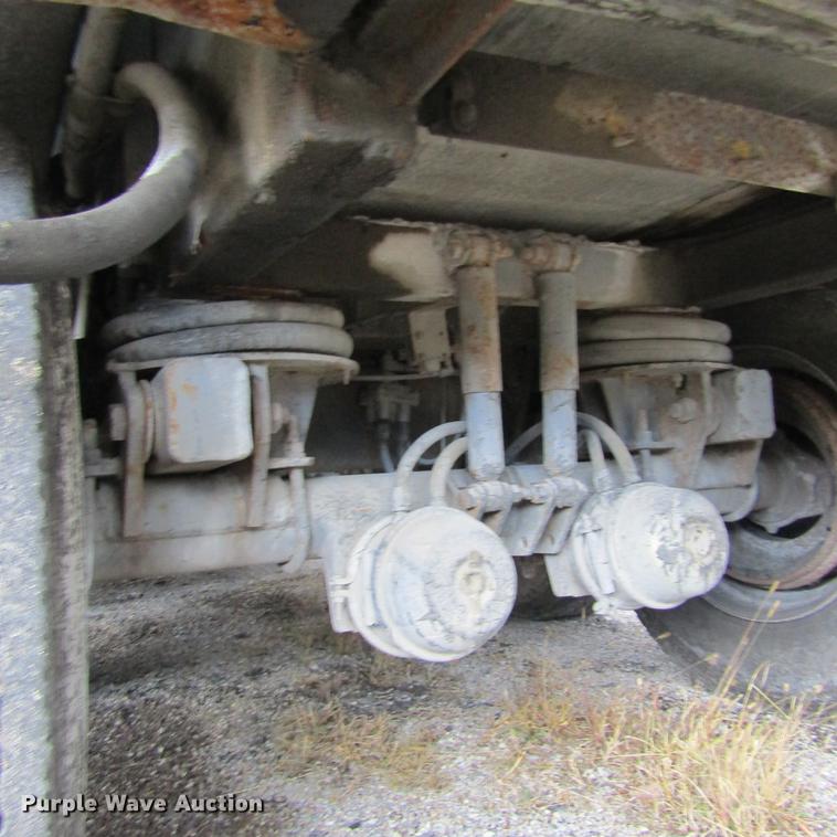 image for item DD2668 1993 Hudson Flowboy CB4000 live bottom asphalt trailer