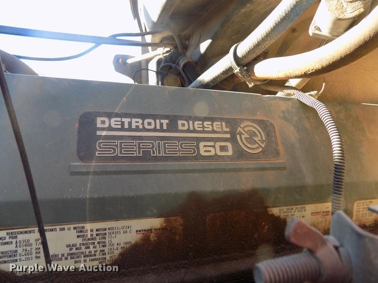 image for item DD3518 1993 Freightliner FLC semi truck