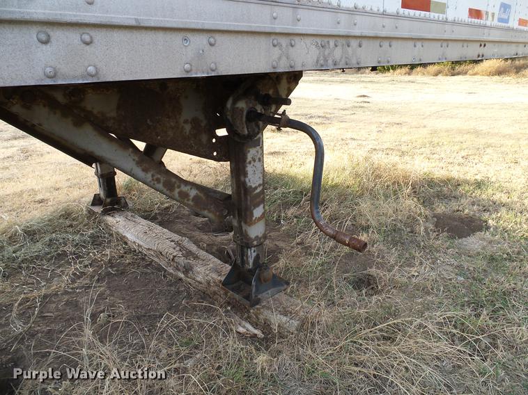 image for item DD5385 1984 Budd YF2F400A50 dry van trailer