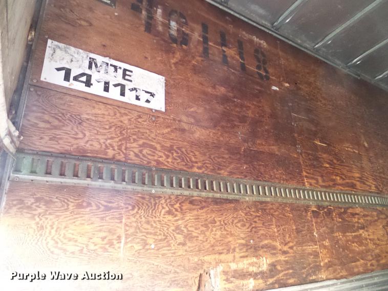 image for item DD5385 1984 Budd YF2F400A50 dry van trailer