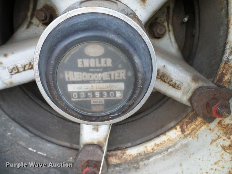 image for item DD5385 1984 Budd YF2F400A50 dry van trailer