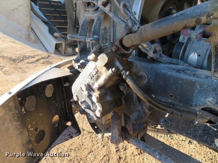 image for item DE5026 2008 Mack CXU613 semi truck