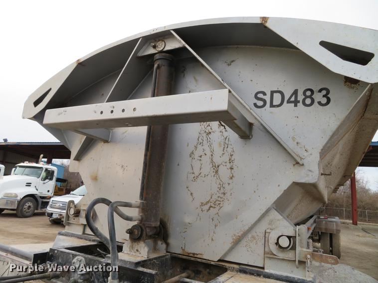image for item DE5031 1999 Smithco side dump trailer