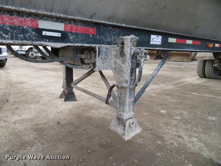image for item DE5031 1999 Smithco side dump trailer
