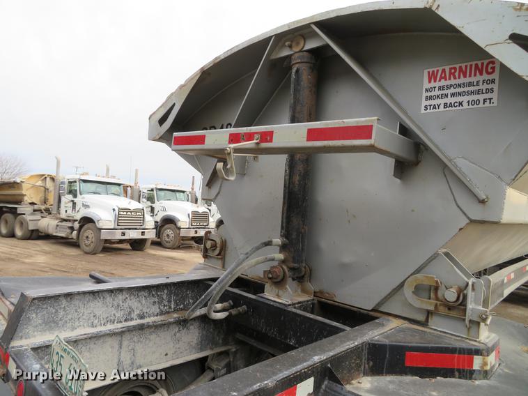 image for item DE5031 1999 Smithco side dump trailer