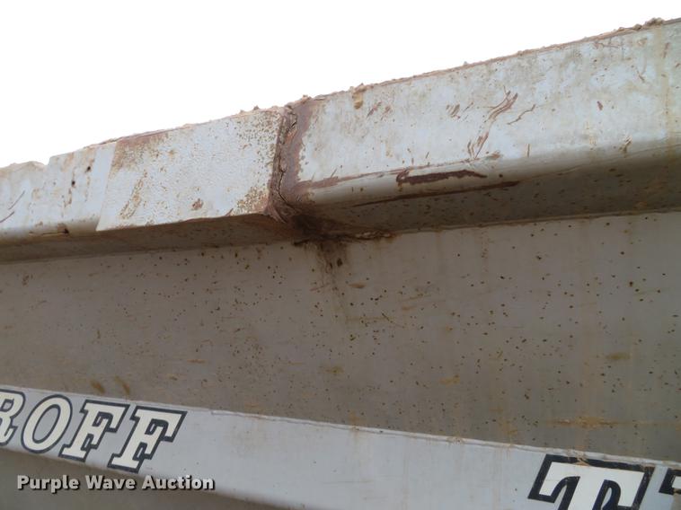 image for item DE5031 1999 Smithco side dump trailer