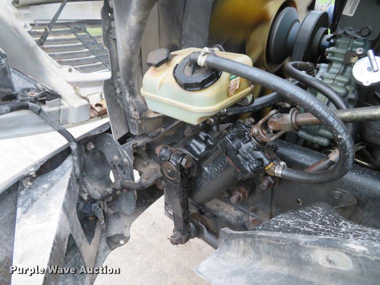 image for item DE5051 2005 Freightliner Columbia semi truck