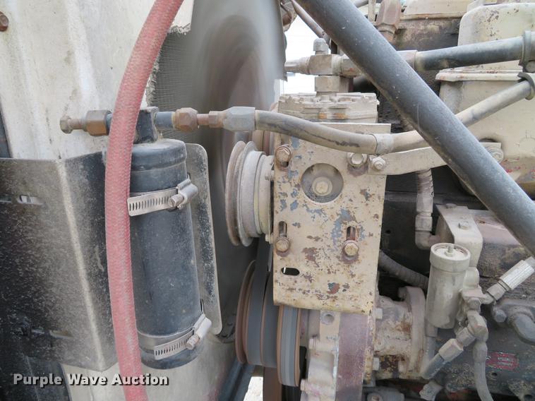 image for item DE5054 1982 Kenworth semi truck