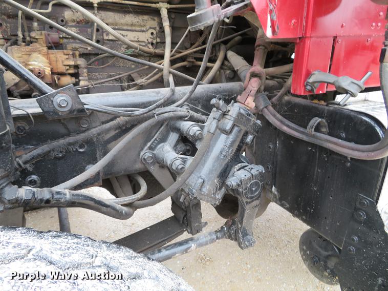 image for item DE5054 1982 Kenworth semi truck