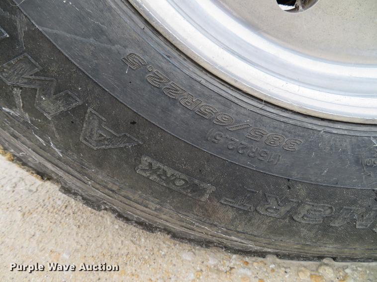 image for item DE5054 1982 Kenworth semi truck