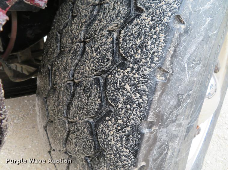 image for item DE5054 1982 Kenworth semi truck