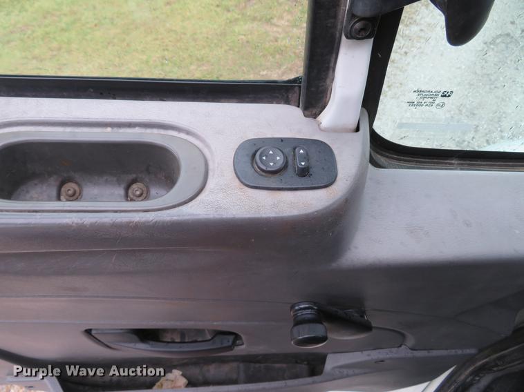 image for item DE5066 2008 International TranStar 8600 semi truck