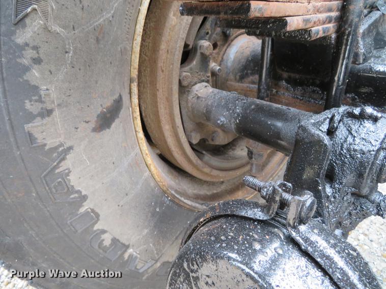 image for item DE5066 2008 International TranStar 8600 semi truck