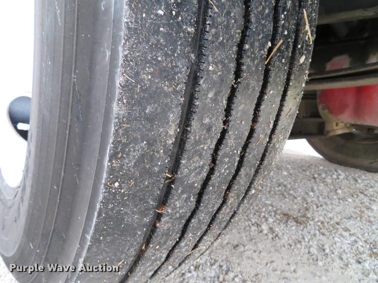 image for item DE5066 2008 International TranStar 8600 semi truck