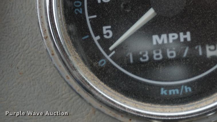 image for item DF1594 1994 Ford Aeromax L9000 semi truck