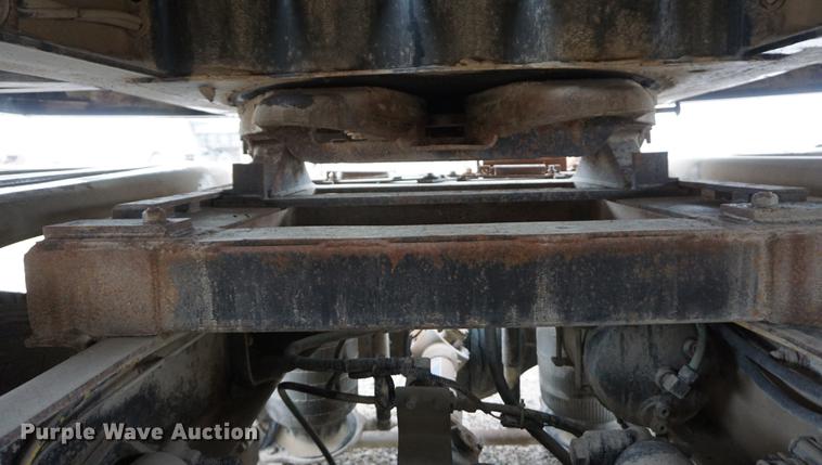 image for item DF1594 1994 Ford Aeromax L9000 semi truck