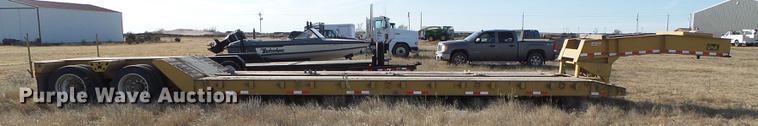 image for item DF2851 2016 Witzco Challenger RG-35 lowboy equipment trailer