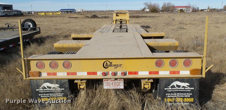 image for item DF2851 2016 Witzco Challenger RG-35 lowboy equipment trailer
