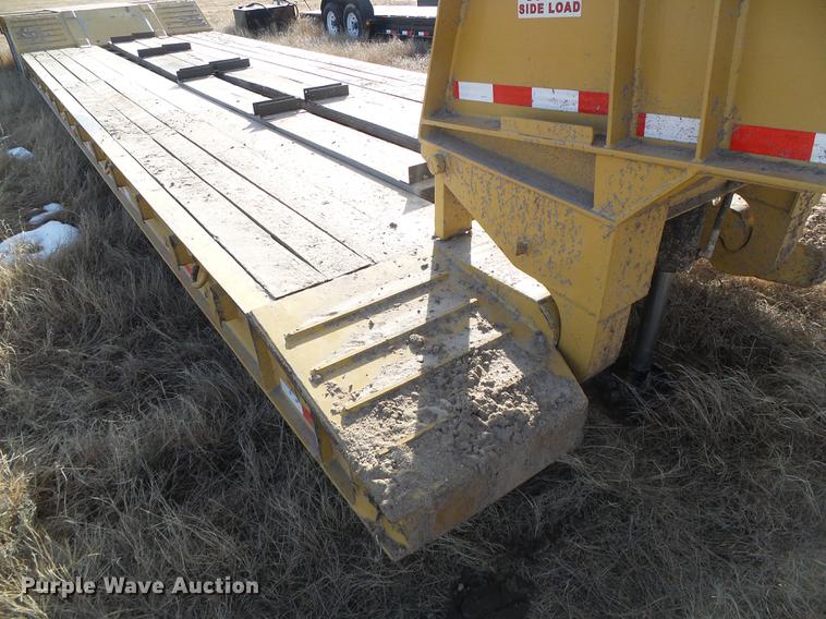 image for item DF2851 2016 Witzco Challenger RG-35 lowboy equipment trailer
