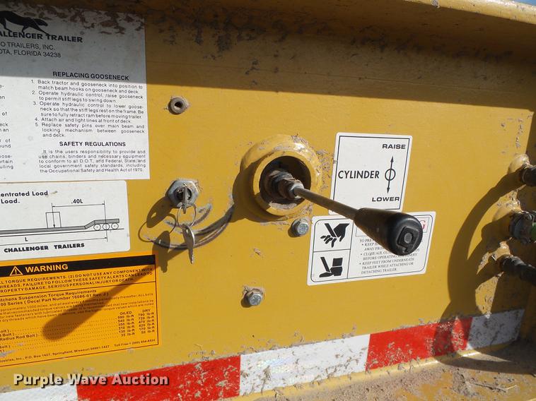 image for item DF2851 2016 Witzco Challenger RG-35 lowboy equipment trailer