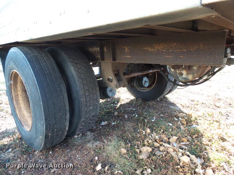 image for item DX9106 2002 Trailmoble dry van trailer