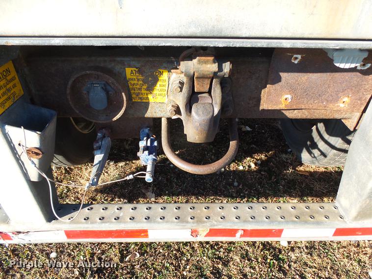 image for item DX9106 2002 Trailmoble dry van trailer