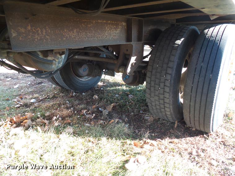 image for item DX9107 2002 Trailmobile dry van trailer