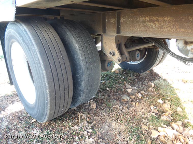 image for item DX9107 2002 Trailmobile dry van trailer