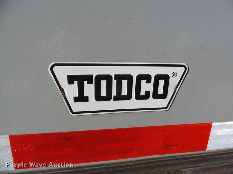 image for item DX9107 2002 Trailmobile dry van trailer