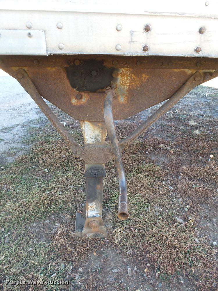 image for item DX9109 2004 Great Dane dry van trailer