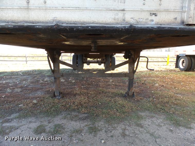 image for item DX9109 2004 Great Dane dry van trailer
