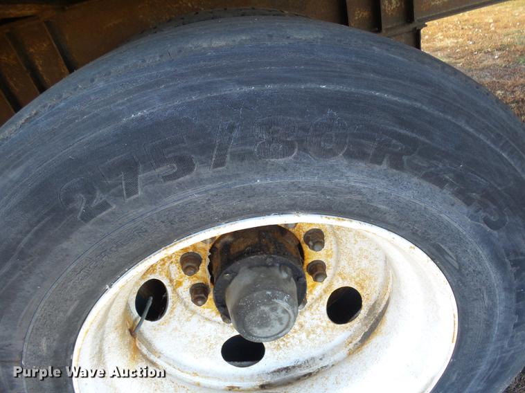 image for item DX9109 2004 Great Dane dry van trailer