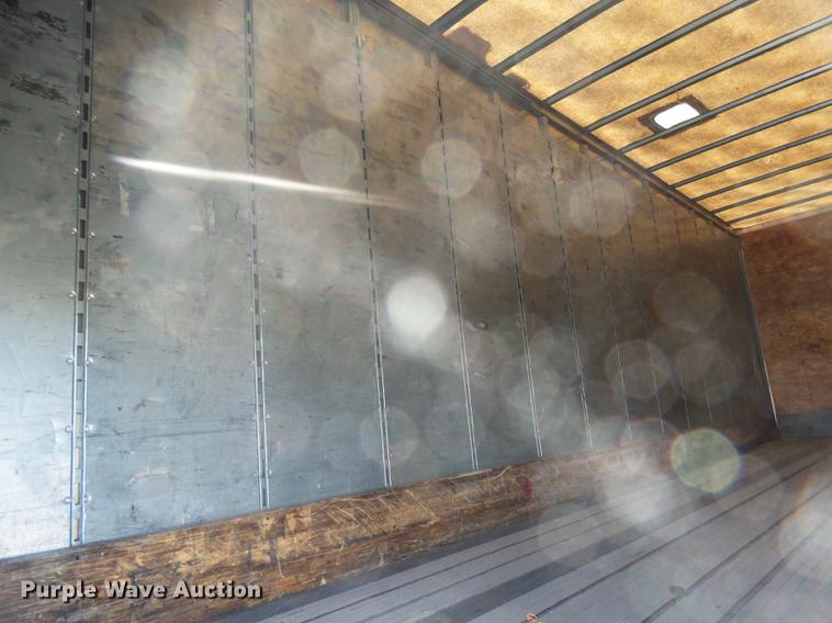 image for item DX9109 2004 Great Dane dry van trailer