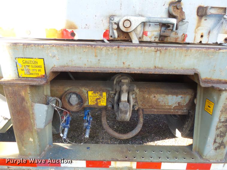 image for item DX9145 2004 Great Dane dry van trailer