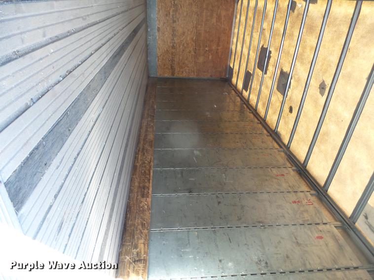 image for item DX9146 2004 Great Dane dry van trailer