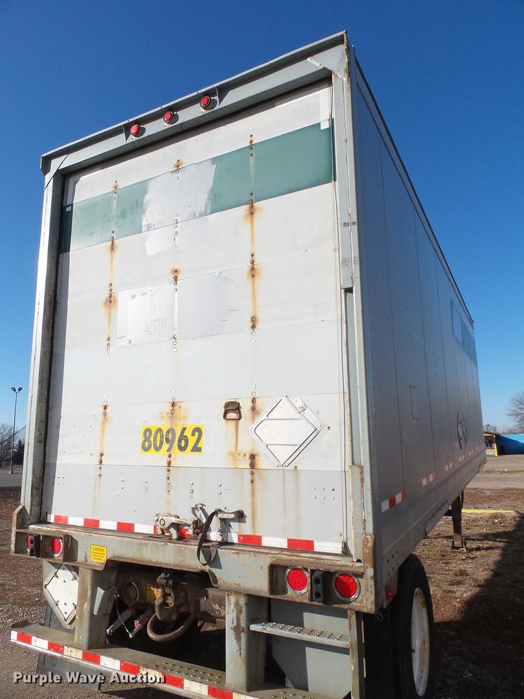 image for item DX9147 2004 Great Dane dry van trailer