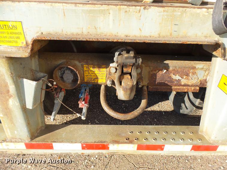 image for item DX9147 2004 Great Dane dry van trailer