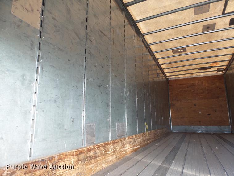 image for item DX9147 2004 Great Dane dry van trailer