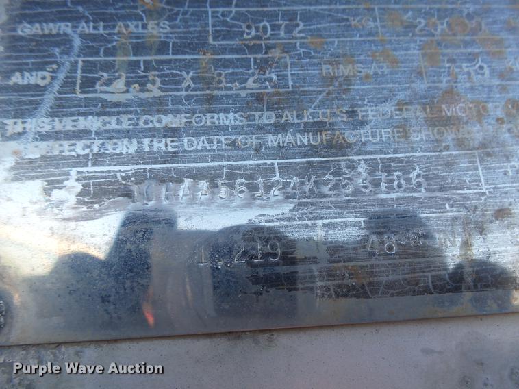 image for item DX9147 2004 Great Dane dry van trailer