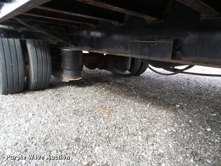 image for item DX9721 2000 Jet drop deck trailer