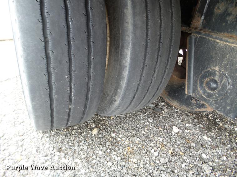 image for item DX9721 2000 Jet drop deck trailer