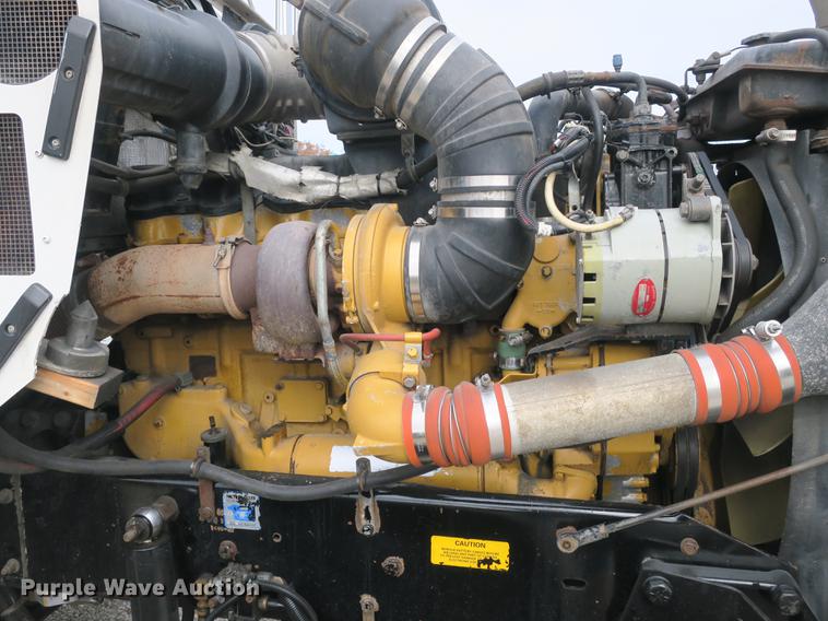 image for item EA9251 2000 Kenworth T800 semi truck