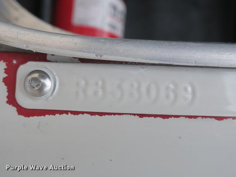 image for item EA9251 2000 Kenworth T800 semi truck