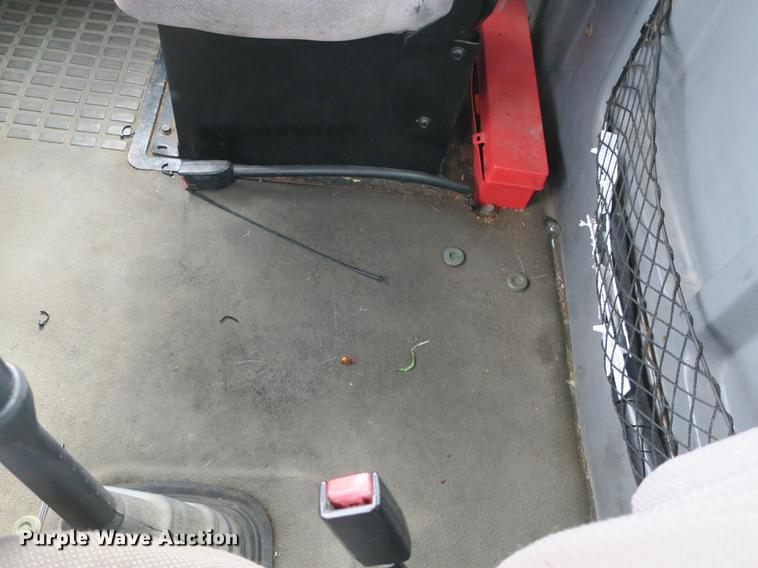 image for item EA9252 1998 Volvo VN semi truck