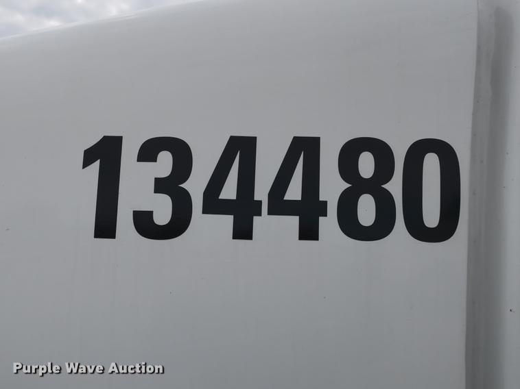 image for item EA9252 1998 Volvo VN semi truck