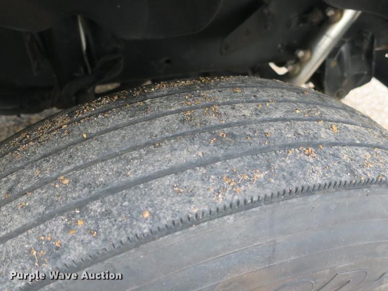 image for item EA9254 2002 Freightliner Columbia semi truck