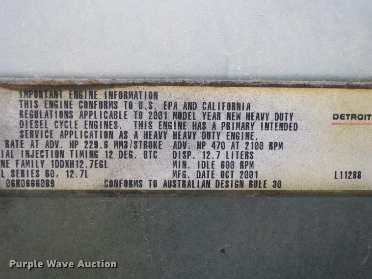 image for item EA9254 2002 Freightliner Columbia semi truck