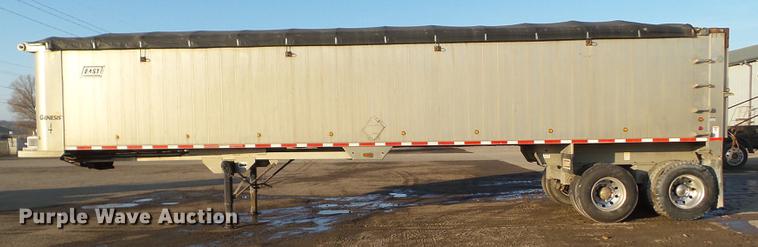 image for item EM9020 2008 East end dump trailer