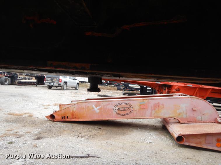 image for item ER9252 1975 Fruehauf flatbed trailer